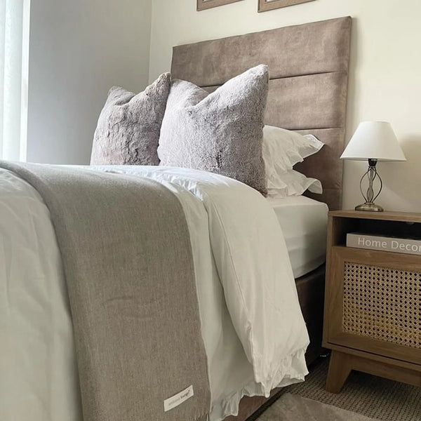 Deluxe-Kissen aus Kunstfell (Cappuccino), 2er-Set