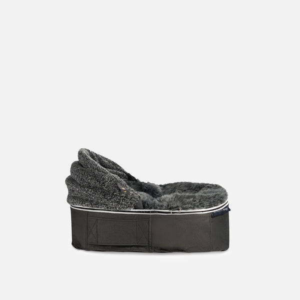 Katzenbett mit Kapuze